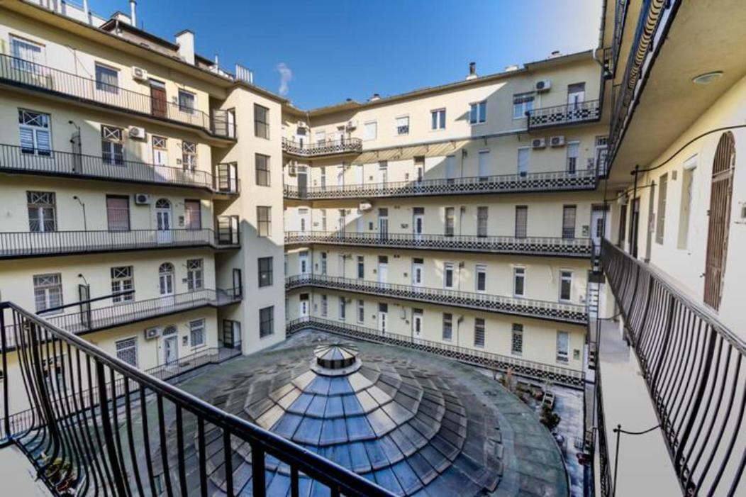 Hi-Bp Sunny Home Apartments In The Heart Of Budapest Eksteriør billede