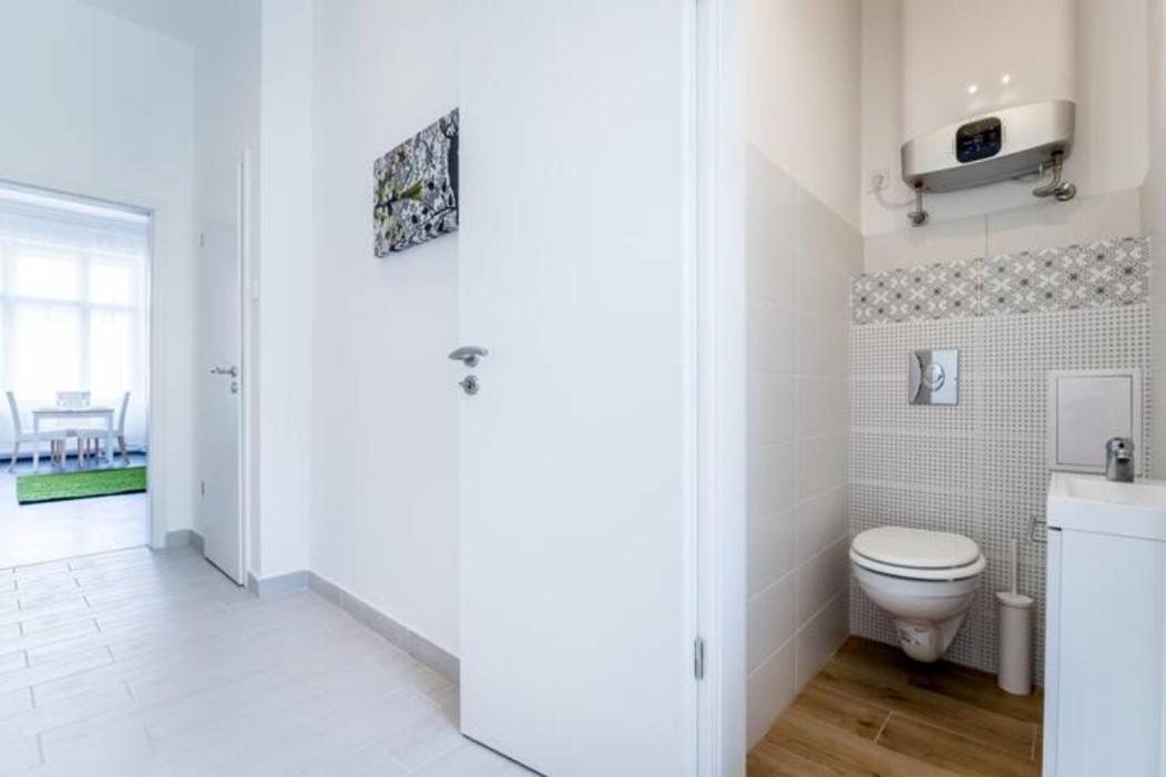 Hi-Bp Sunny Home Apartments In The Heart Of Budapest Eksteriør billede